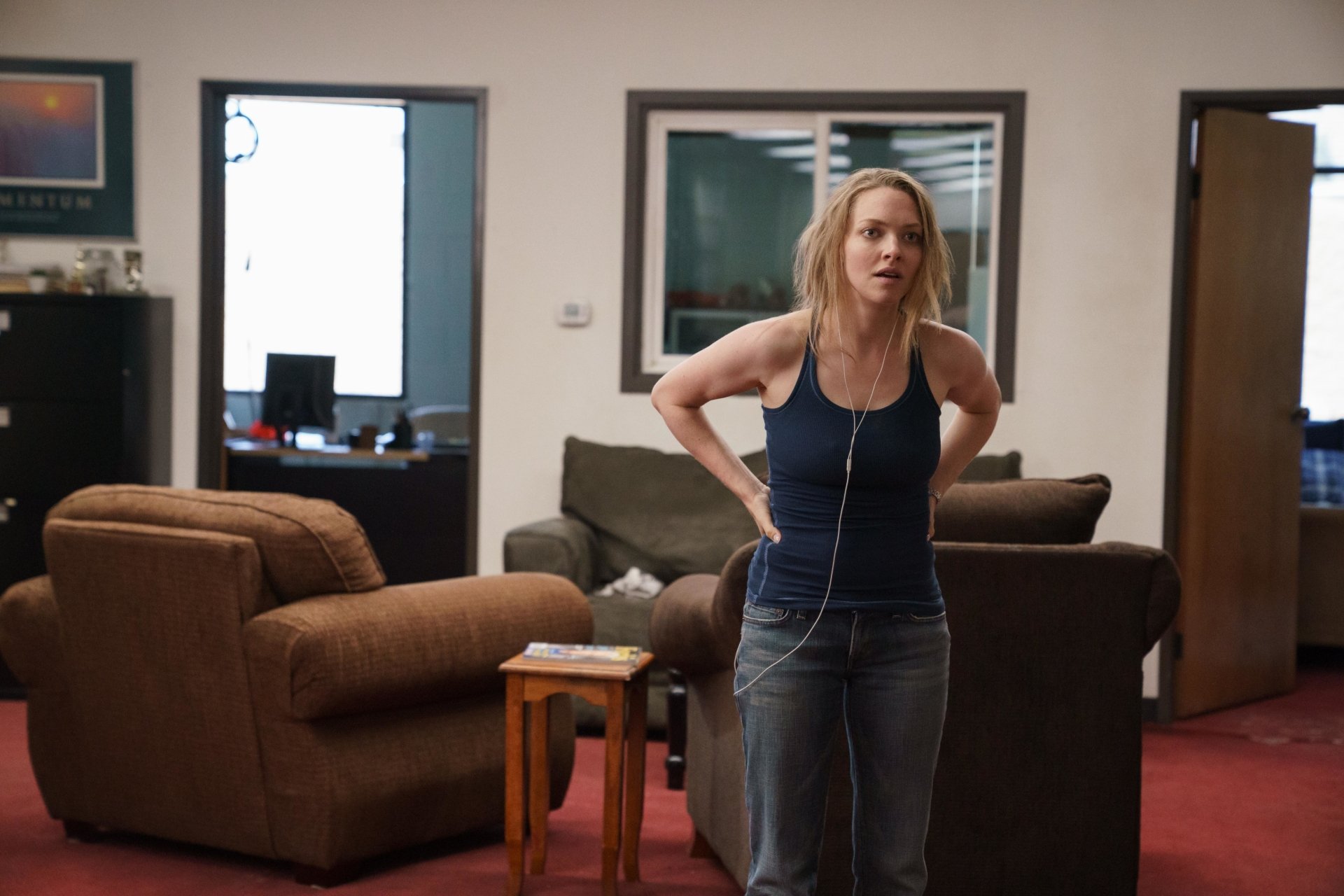 Download Amanda Seyfried TV Show The Dropout 4k Ultra HD Wallpaper