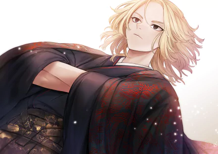 Mikey Manjiro Sano from Tokyo Revengers is depicted in this detailed anime-style 4K Ultra HD desktop wallpaper with soft lighting and intricate clothing patterns.