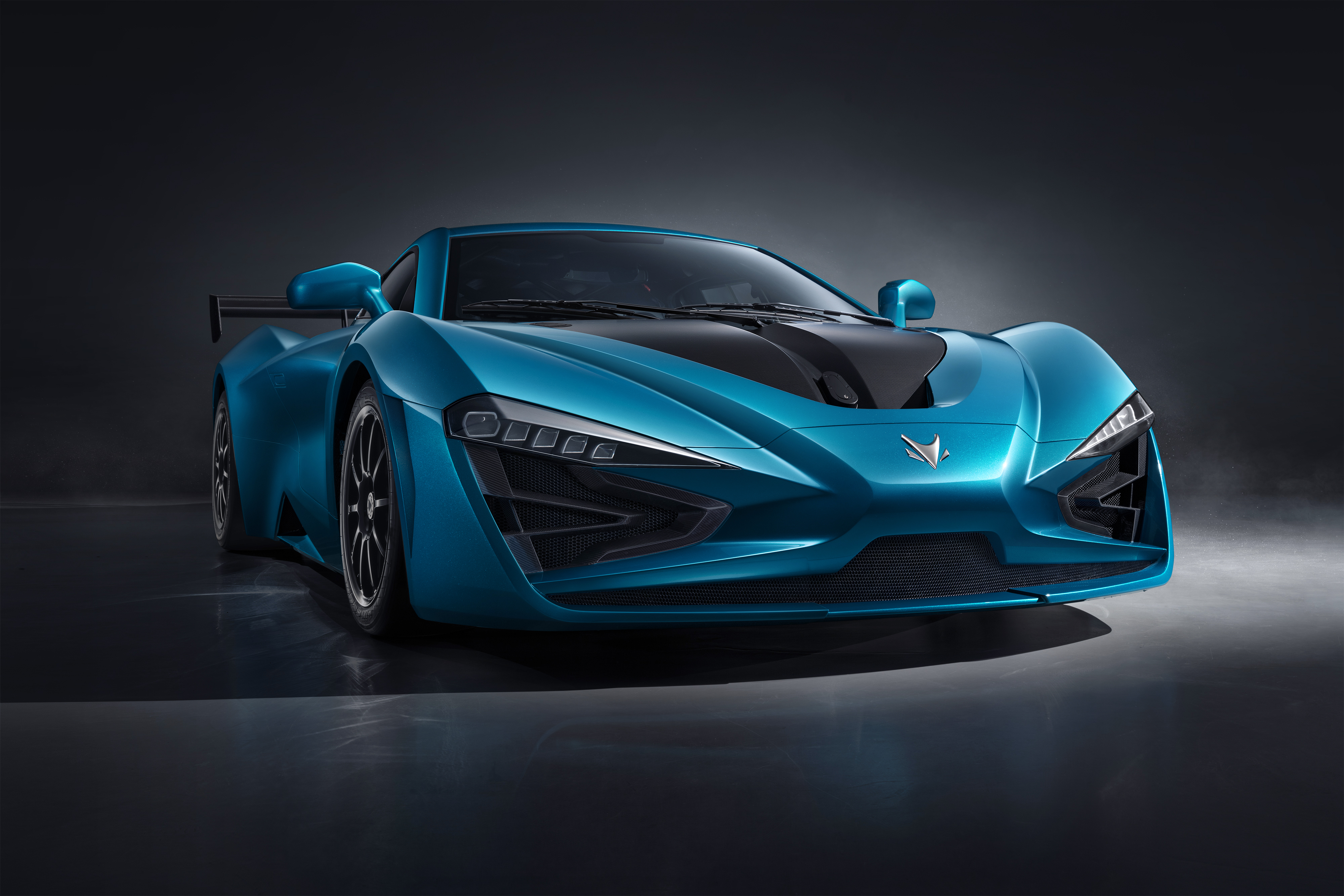 Vehicles Arcfox-GT HD Wallpaper | Background Image