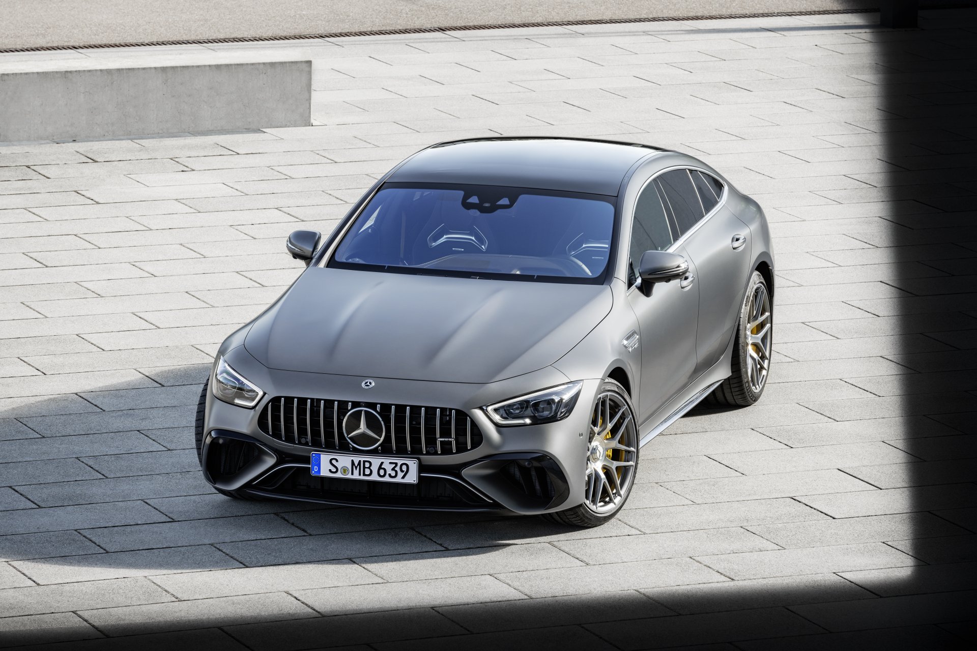 Download Vehicle Mercedes-AMG GT 63 S 4k Ultra HD Wallpaper