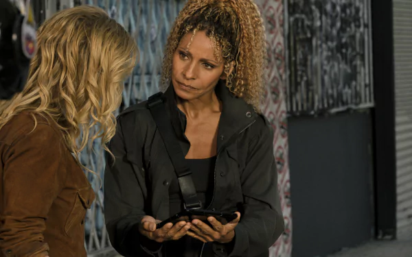 Rafaella (Star Trek) Michelle Hurd TV Show Star Trek: Picard HD Desktop Wallpaper | Background Image