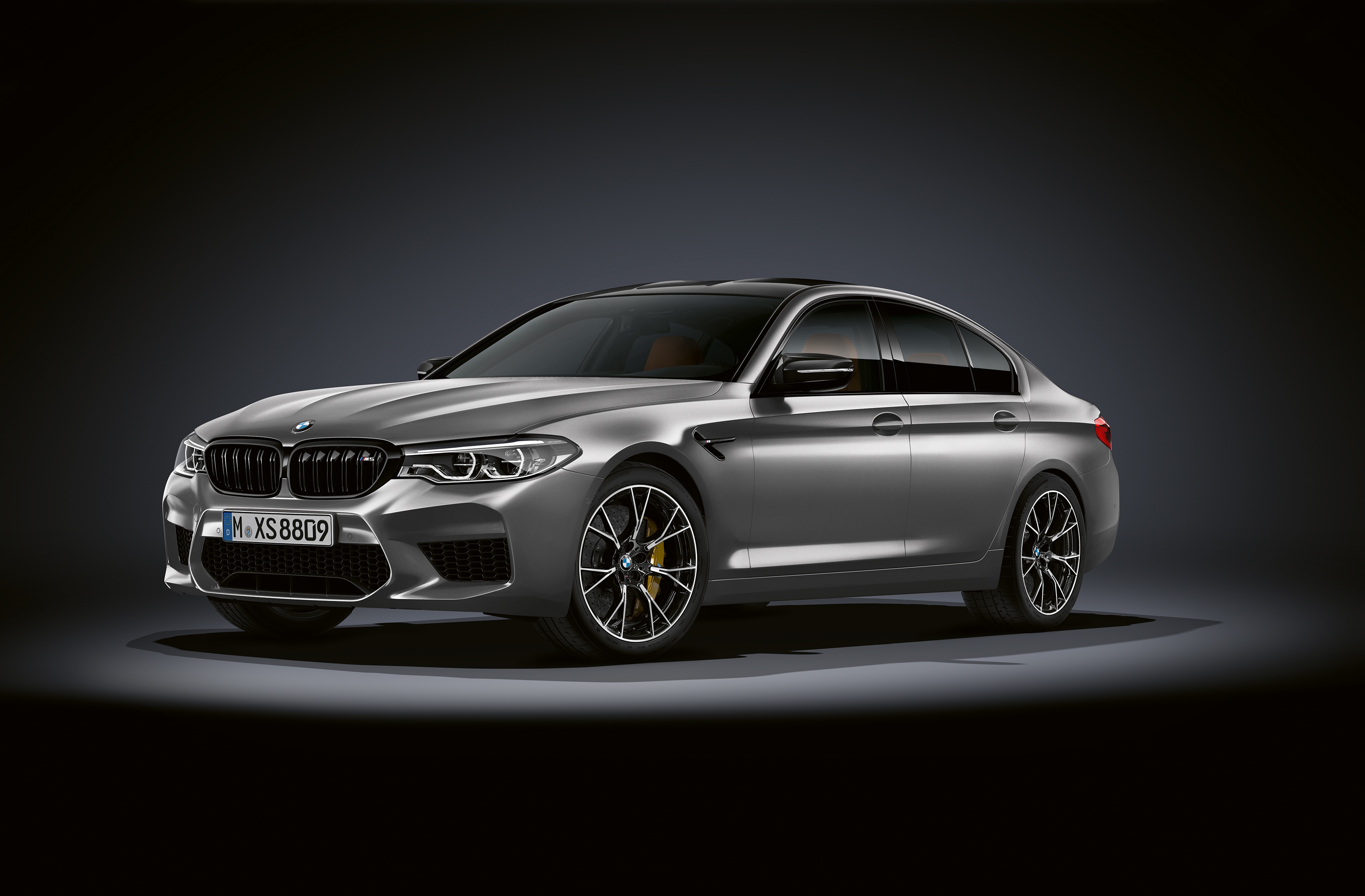 Download Vehicle BMW M5 Competition HD Wallpaper