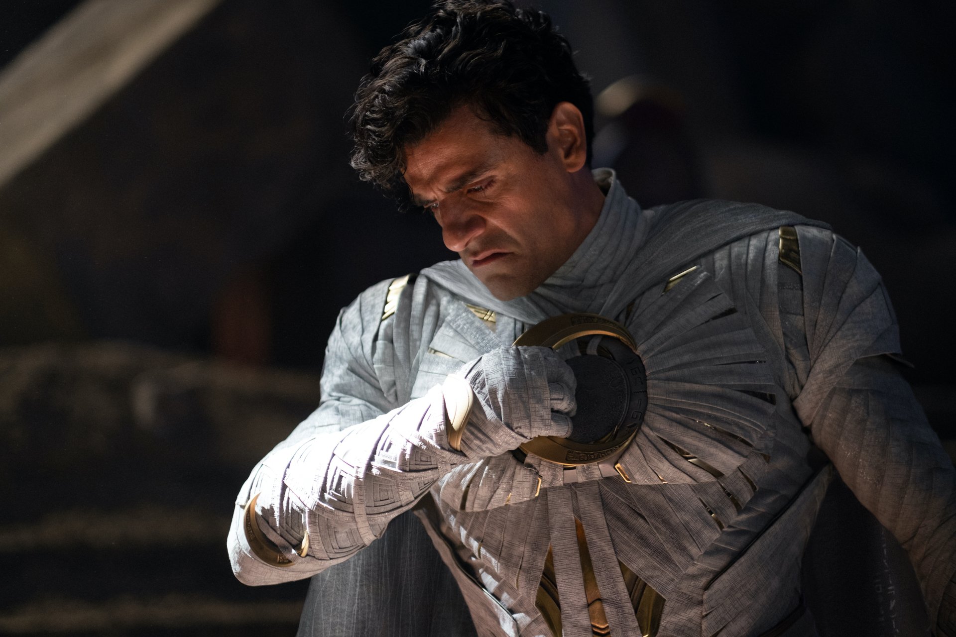 Download Marc Spector Oscar Isaac TV Show Moon Knight HD Wallpaper