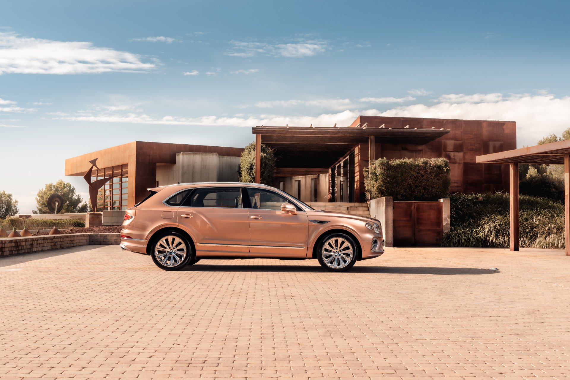 Download Vehicle Bentley Bentayga EWB 4k Ultra HD Wallpaper
