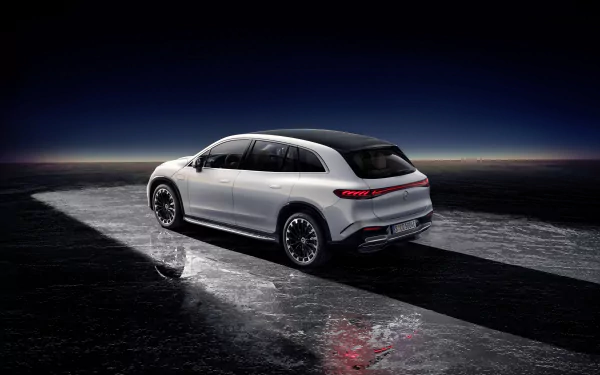 vehicle Mercedes-Benz EQS 450+ HD Desktop Wallpaper | Background Image