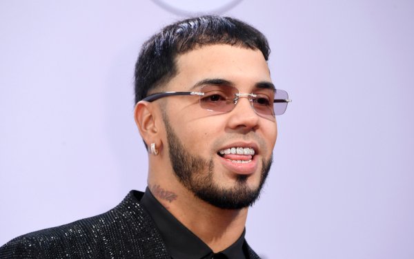 Anuel AA - Desktop Wallpapers, Phone Wallpaper, PFP, Gifs, and More!