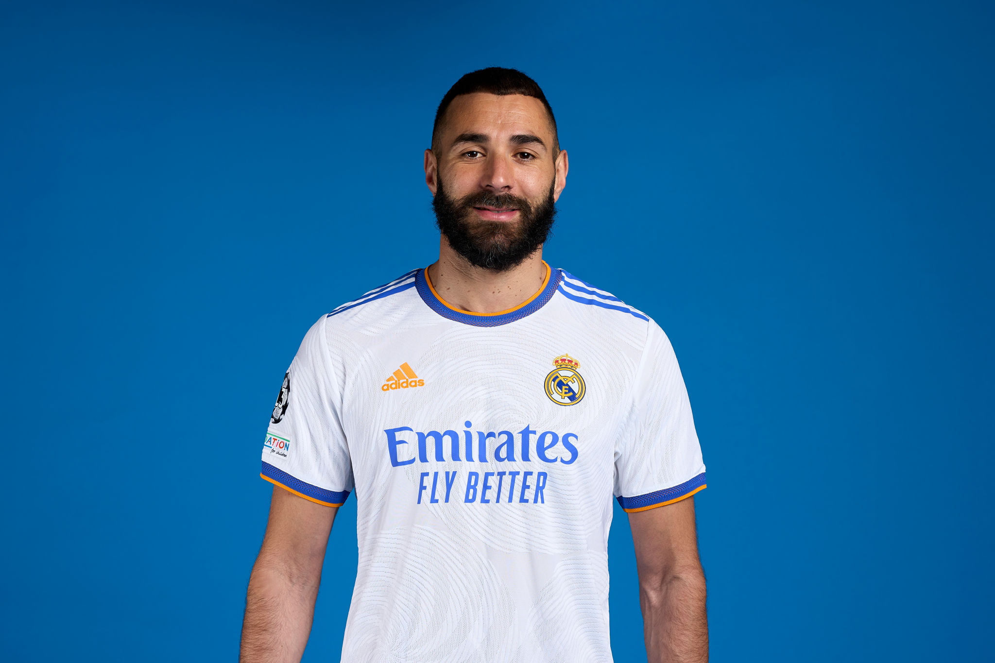 Download Real Madrid C.F. Karim Benzema Sports HD Wallpaper