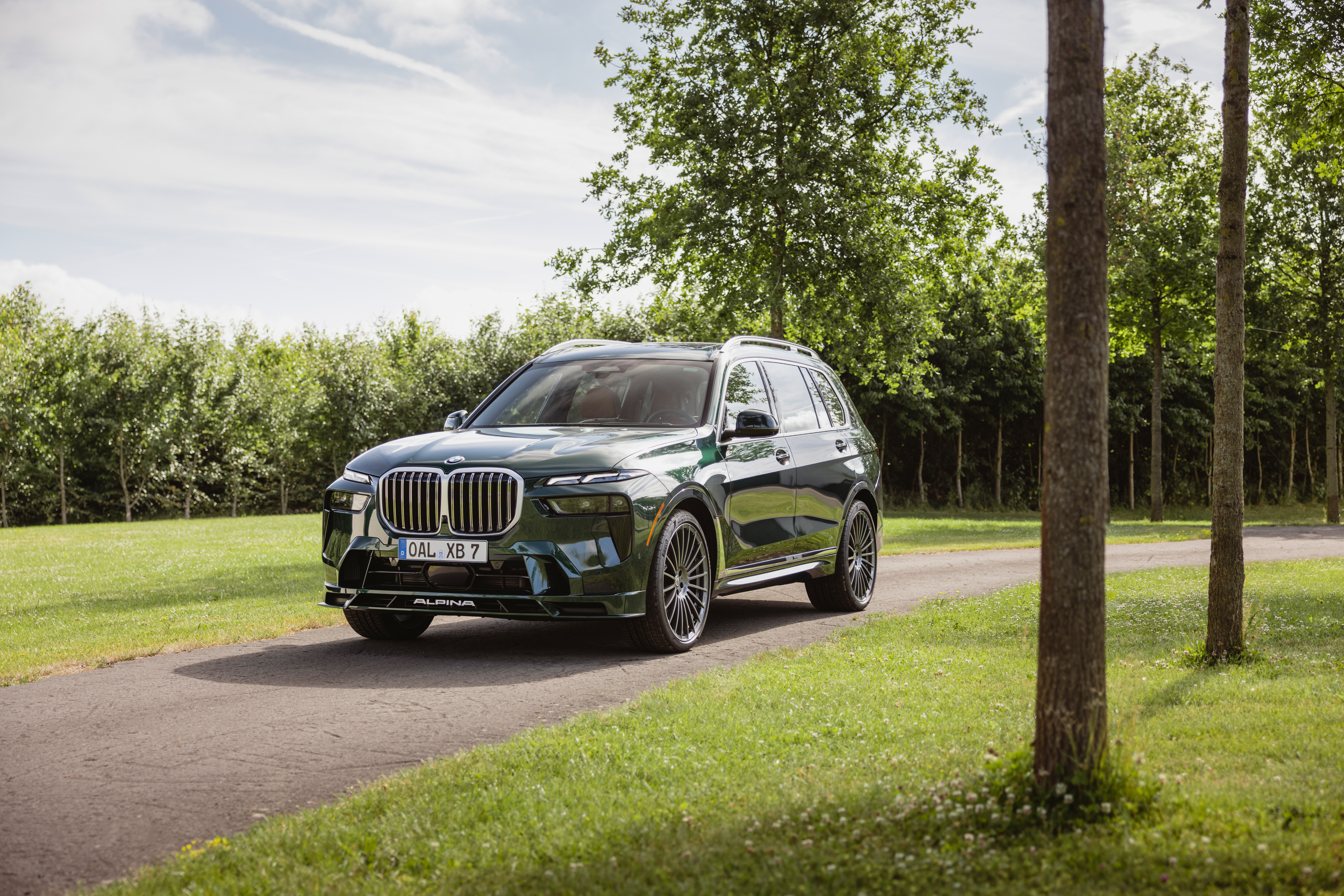 Vehicles Alpina XB7 HD Wallpaper | Background Image