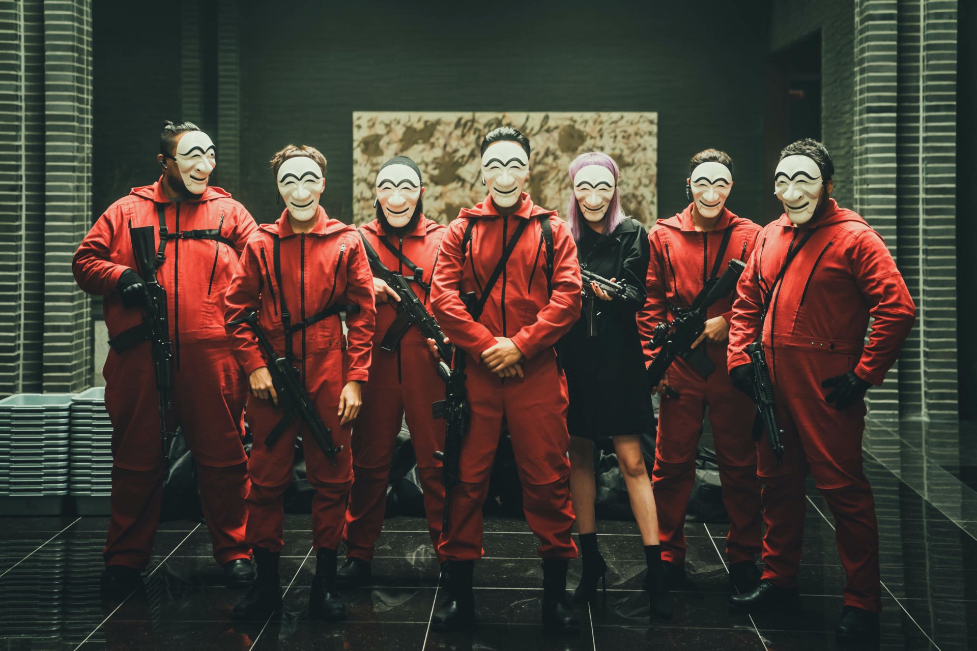 Download TV Show Money Heist: Korea - Joint Economic Area HD Wallpaper
