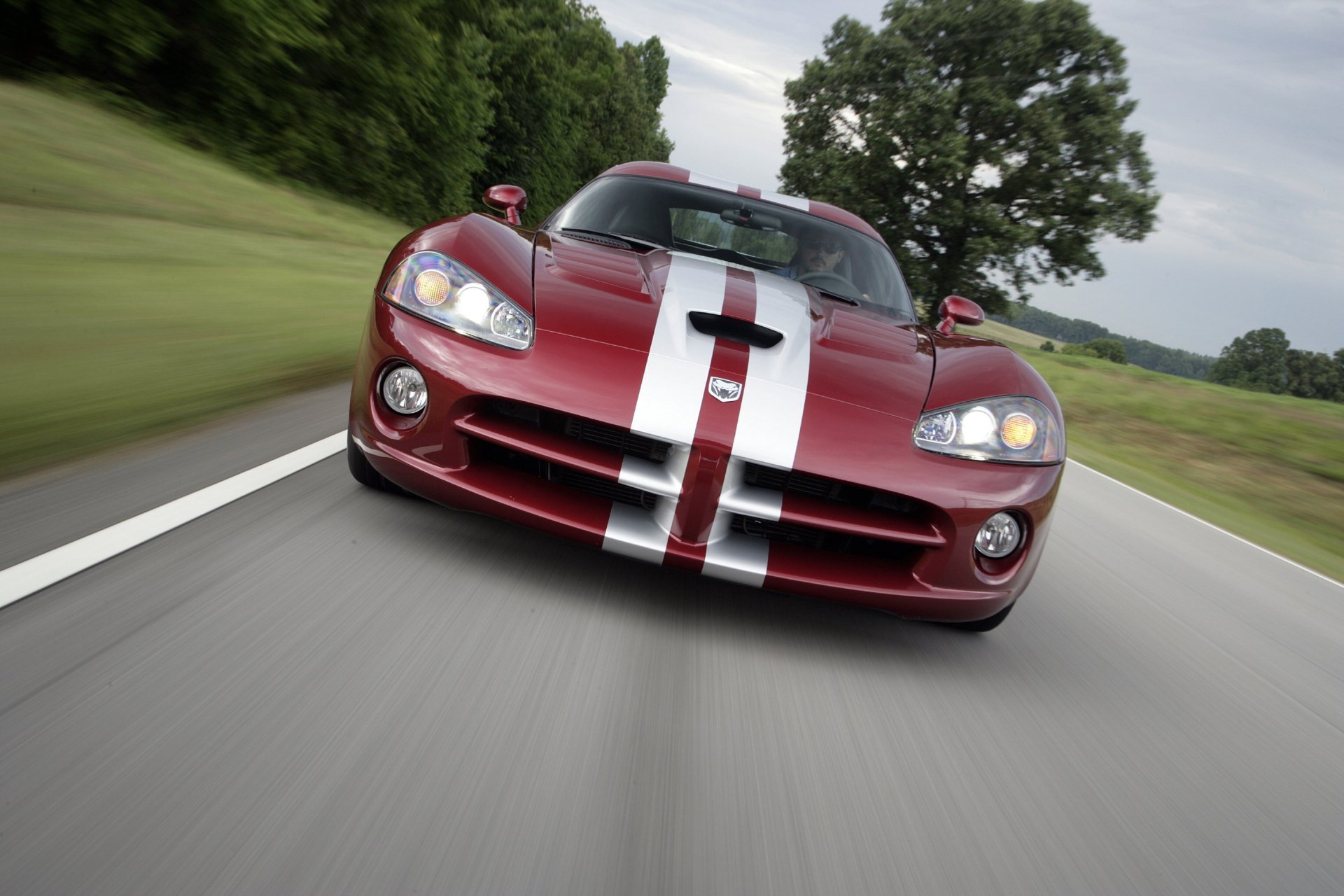 Download Vehicle Dodge Viper SRT-10 HD Wallpaper