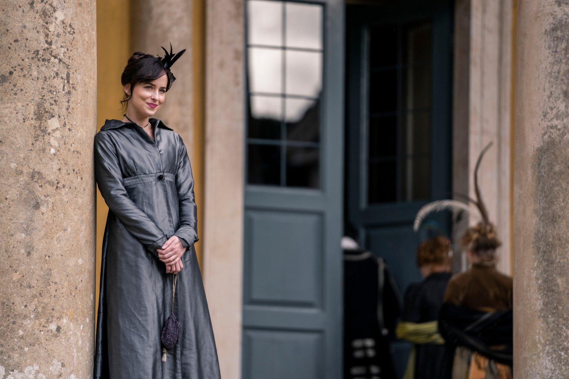 Download Dakota Johnson Movie Persuasion (2022) HD Wallpaper