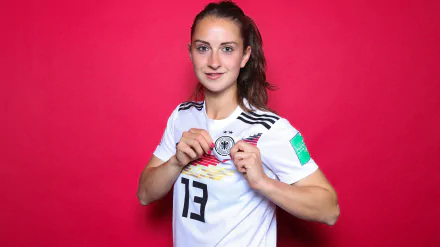 German soccer Sara Däbritz Sports HD Desktop Wallpaper | Background Image