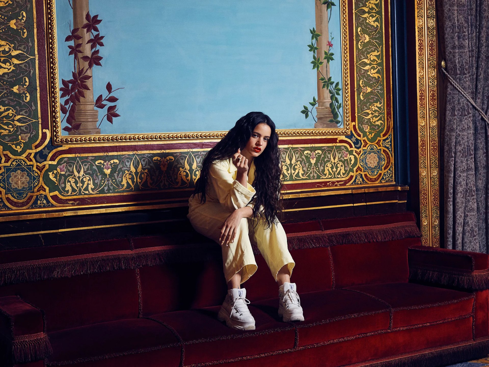 Download Music Rosalía HD Wallpaper