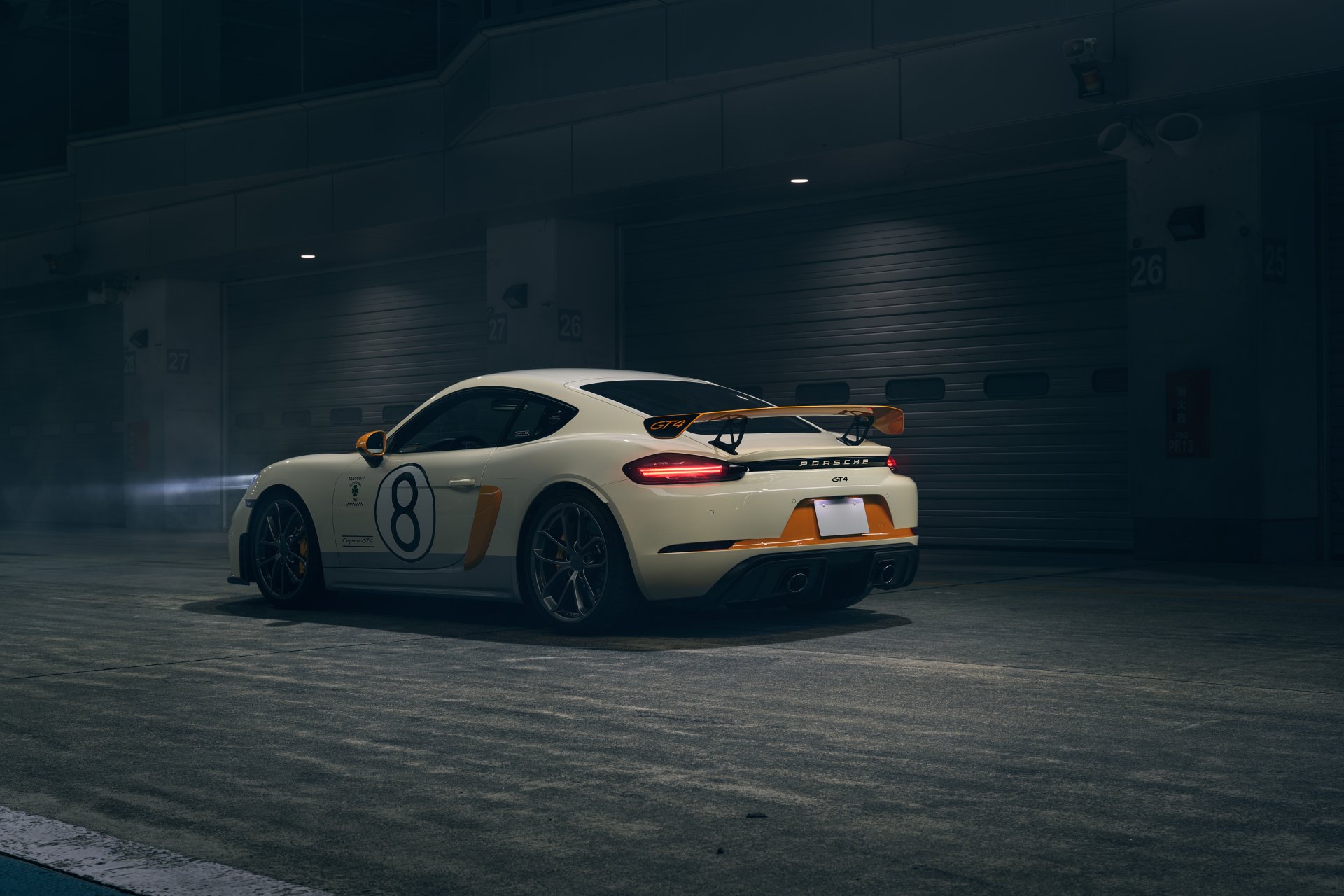 Download Vehicle Porsche 718 Cayman GT4 4k Ultra HD Wallpaper