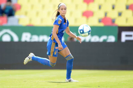 Tigres UANL (Women) Greta Espinoza Sports HD Desktop Wallpaper | Background Image