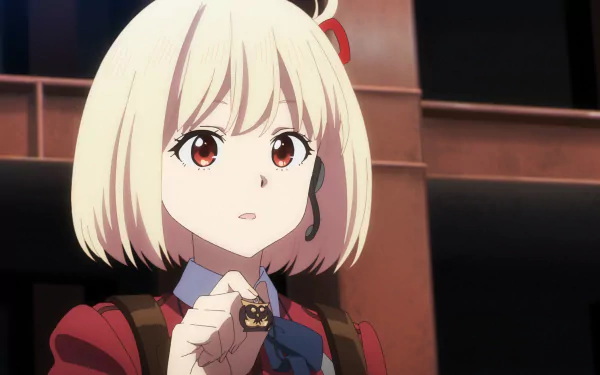 Chisato Nishikigi from the anime Lycoris Recoil is depicted in this 4K Ultra HD PC desktop wallpaper featuring detailed animation and vibrant colors.