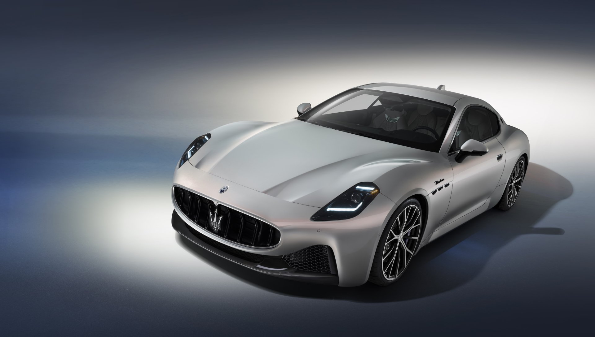 Download Vehicle Maserati GranTurismo 4k Ultra HD Wallpaper