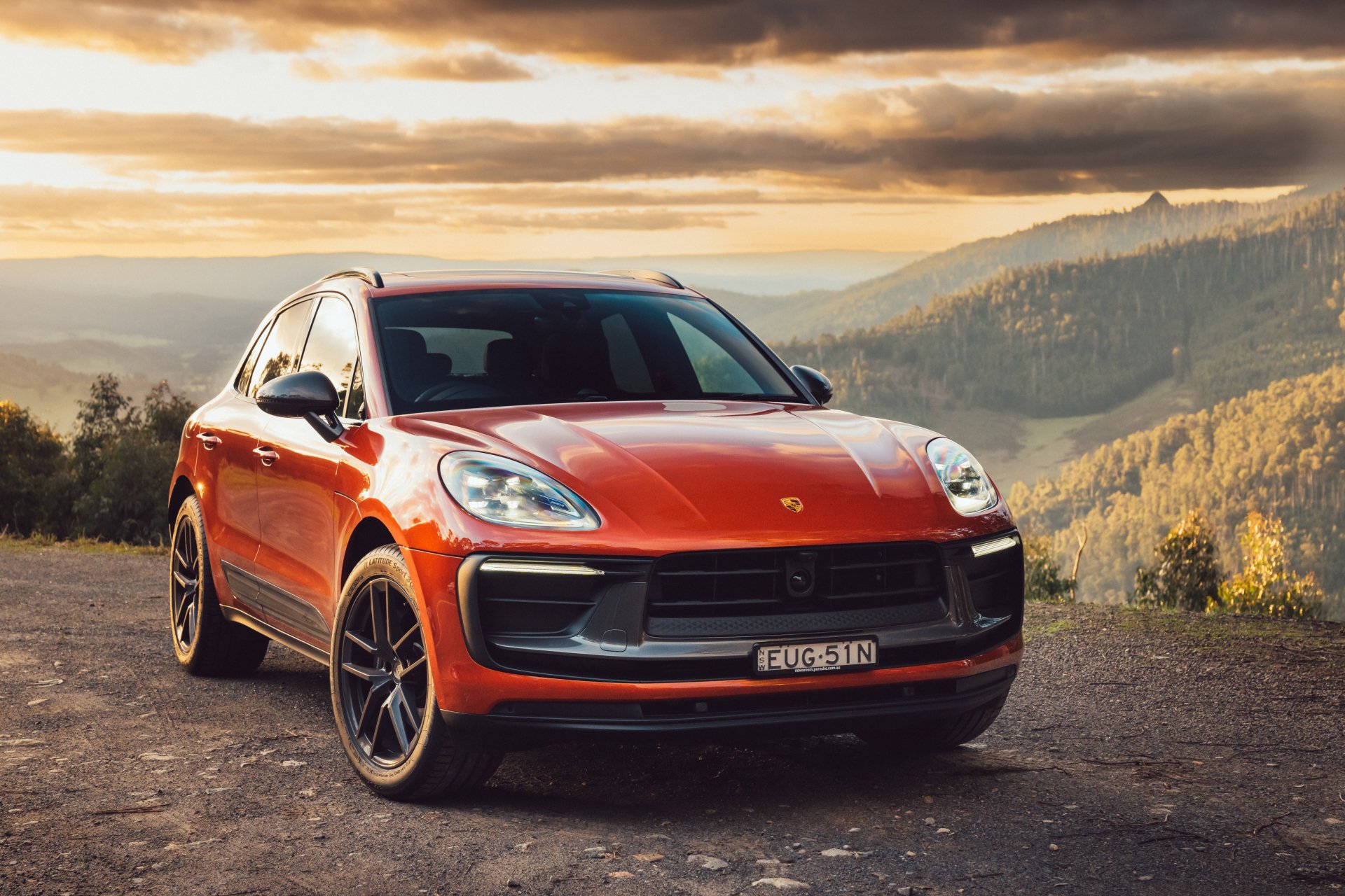 Porsche Macan Turbo 2021