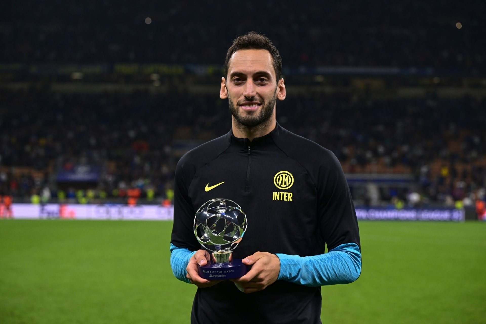 Download Inter Milan Hakan Çalhanoğlu Sports HD Wallpaper 