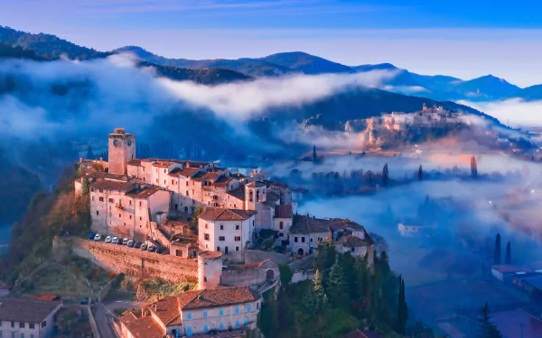 A picturesque Italian village captured in high definition, perfect as a desktop wallpaper.