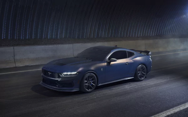  Ford Mustang Dark Horse