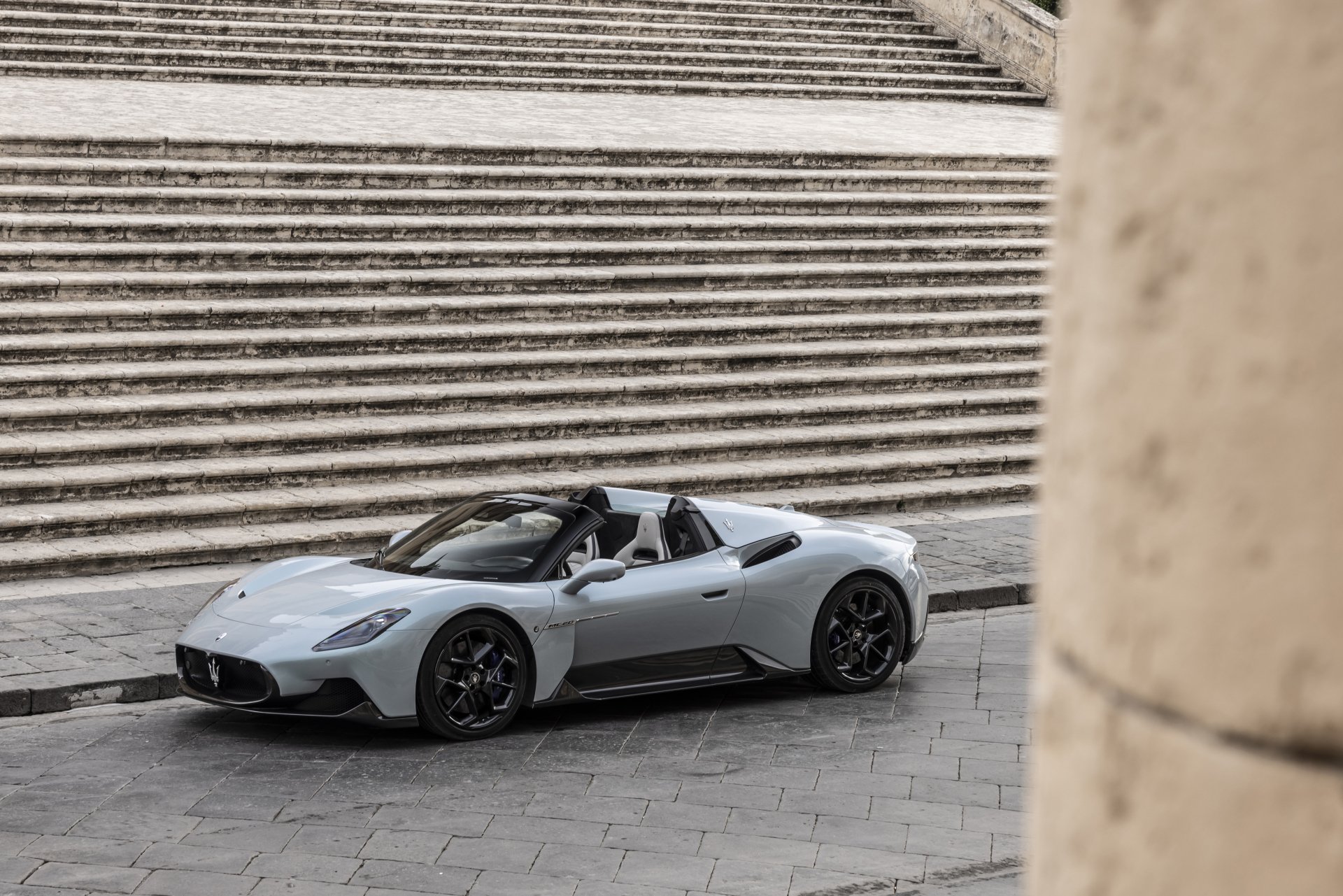 Download Vehicle Maserati MC20 4k Ultra HD Wallpaper