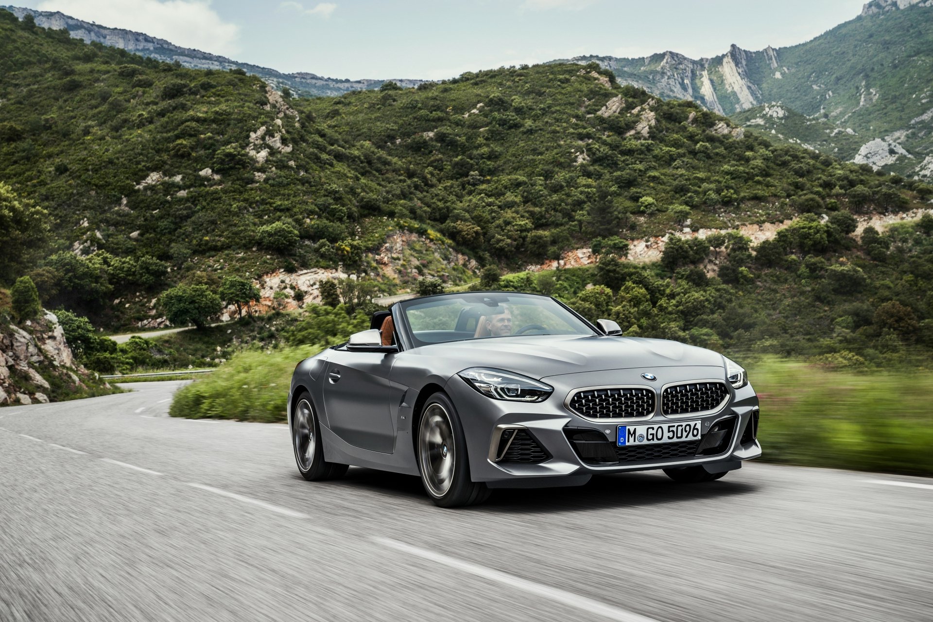 Download Vehicle BMW Z4 4k Ultra HD Wallpaper