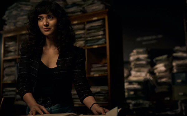  Sujaya Dasgupta in Shantaram