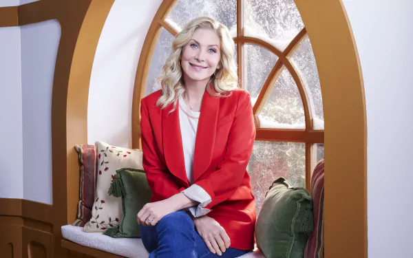  Elizabeth Mitchell in The Santa Clauses