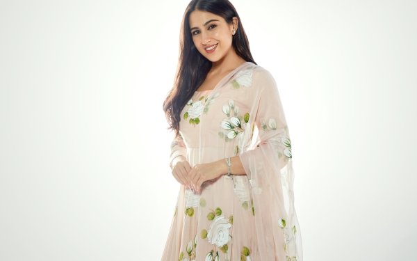 Celebrity Sara Ali Khan HD Wallpaper | Background Image