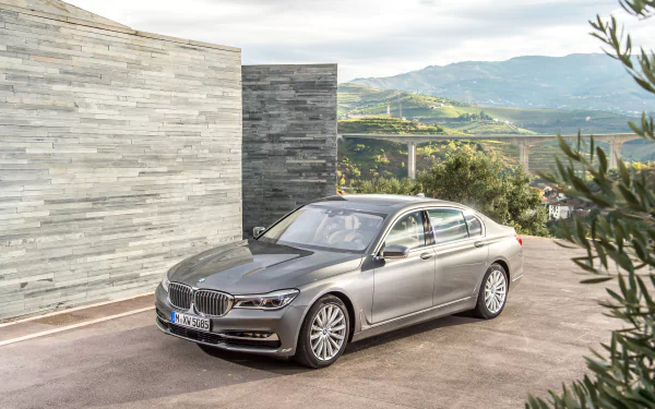  BMW 750Li xDrive Pure Excellence