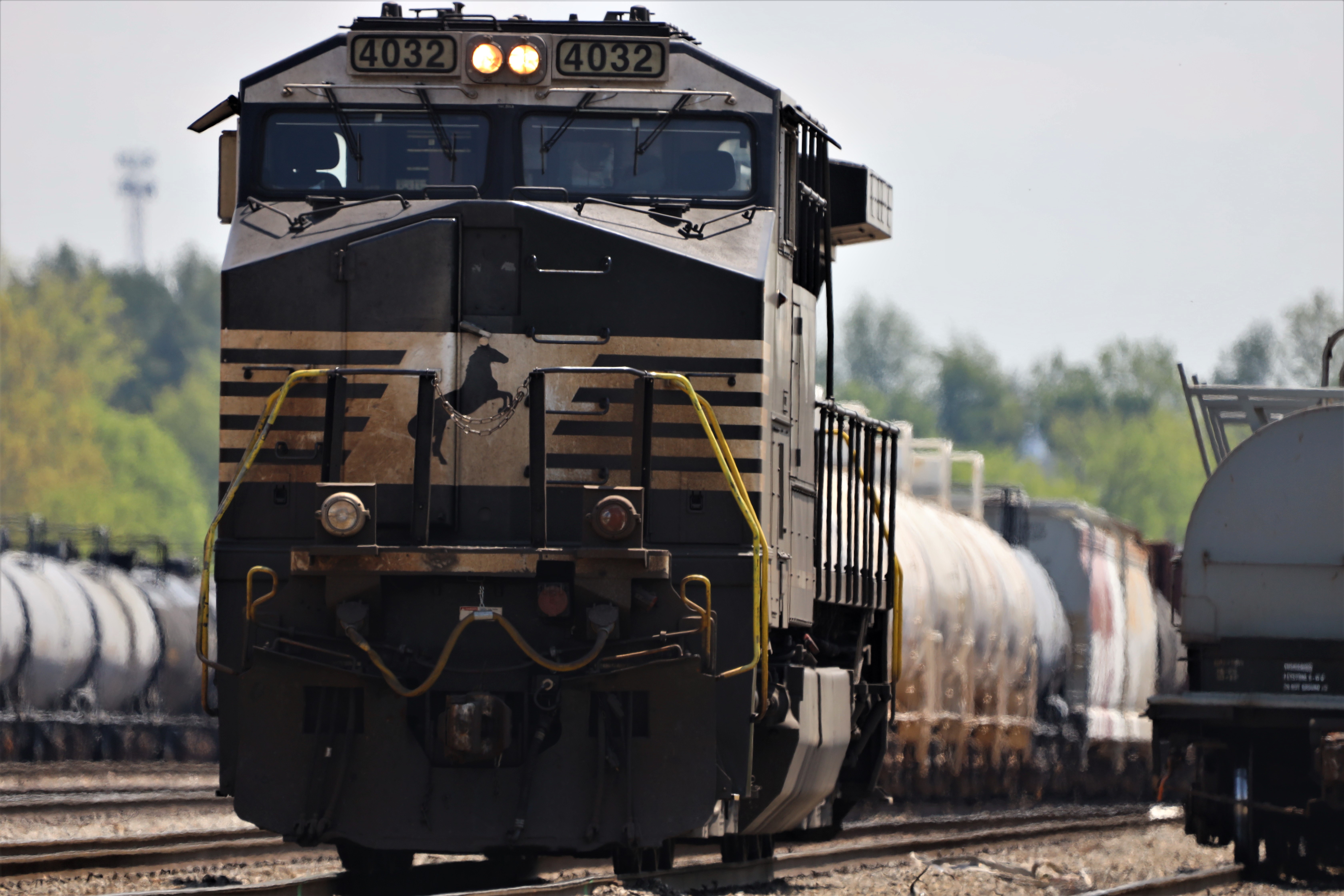 Vehicles Train HD Wallpaper | Background Image