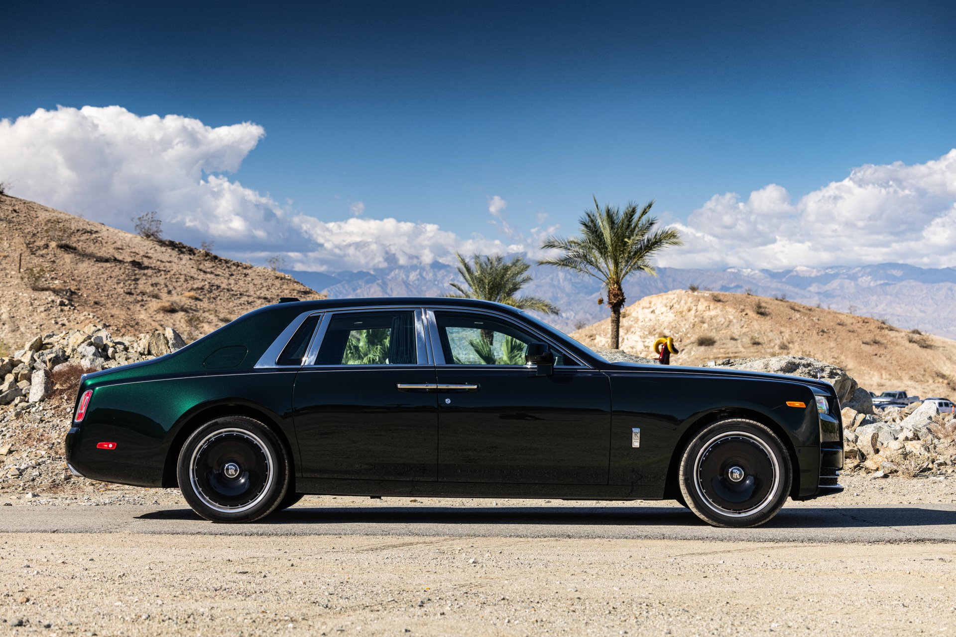 Download Vehicle Rolls-Royce Phantom 4k Ultra HD Wallpaper