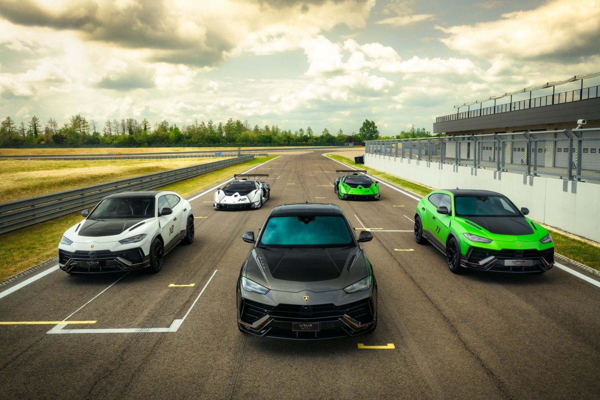 Download Lamborghini Essenza SCV12 Lamborghini Urus Performante Vehicle Lamborghini 8k Ultra HD Wallpaper