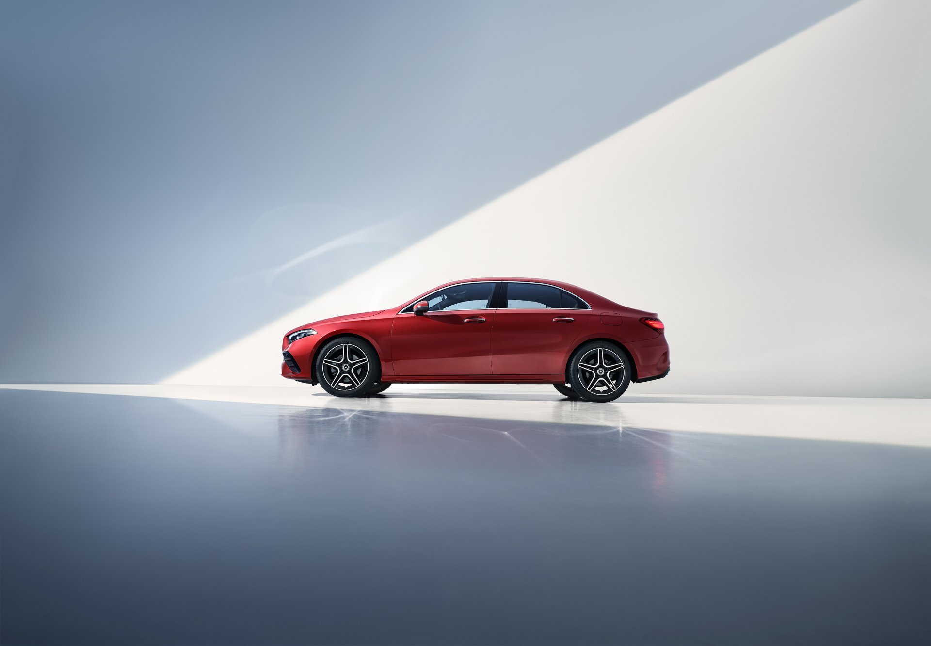 Download Vehicle Mercedes-Benz A 200 HD Wallpaper