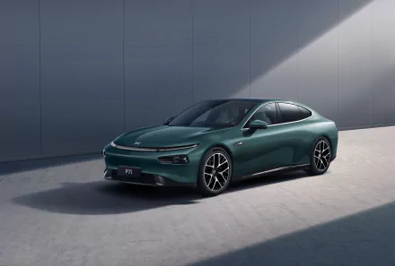 vehicle Xpeng P7i HD Desktop Wallpaper | Background Image