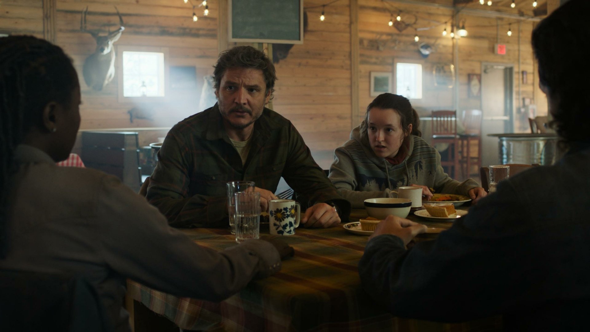 Download Bella Ramsey HD Wallpaper