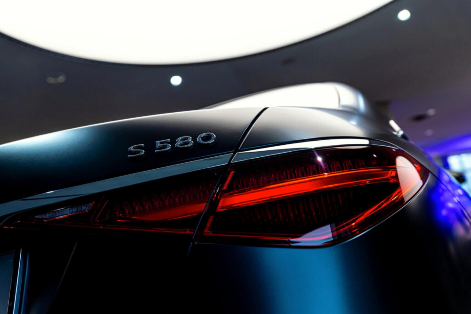 Download Mercedes 4k Ultra HD Wallpaper