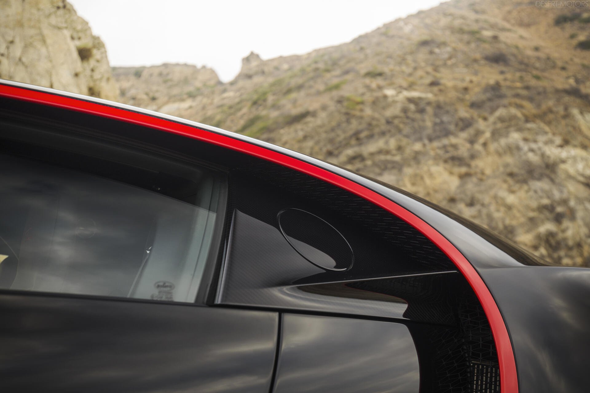 Download Bugatti Chiron 4k Ultra HD Wallpaper