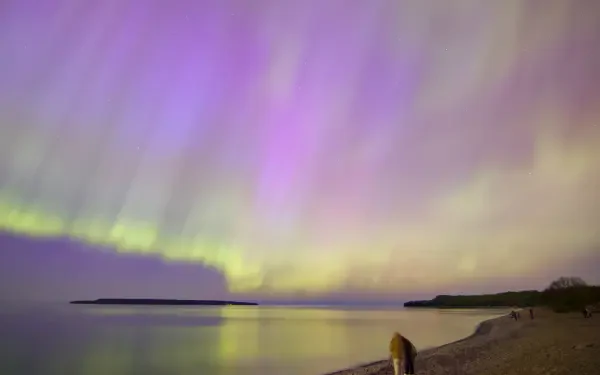 Northern Lights HD Desktop Wallpaper | Background Image