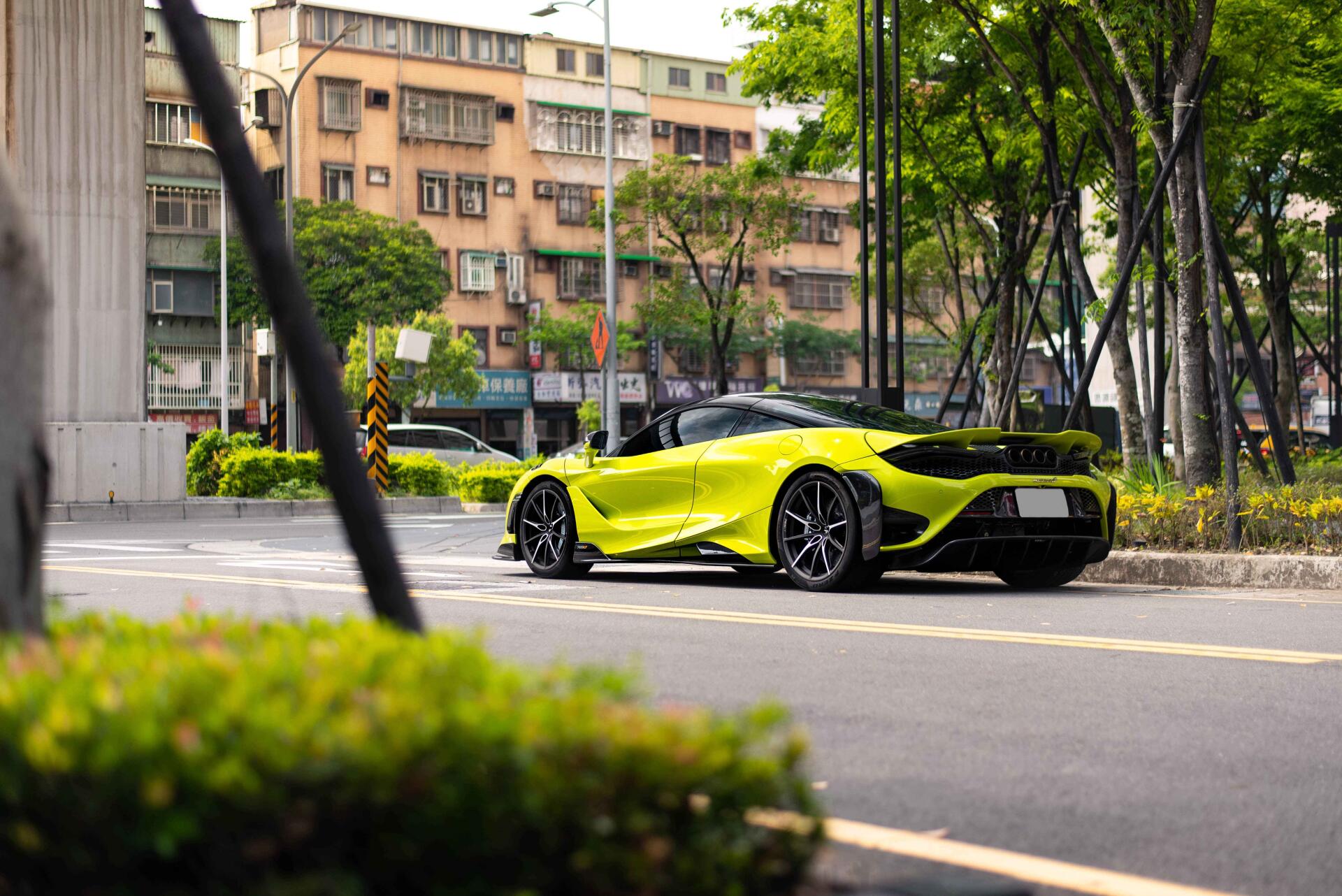 Download Car McLaren 4k Ultra HD Wallpaper