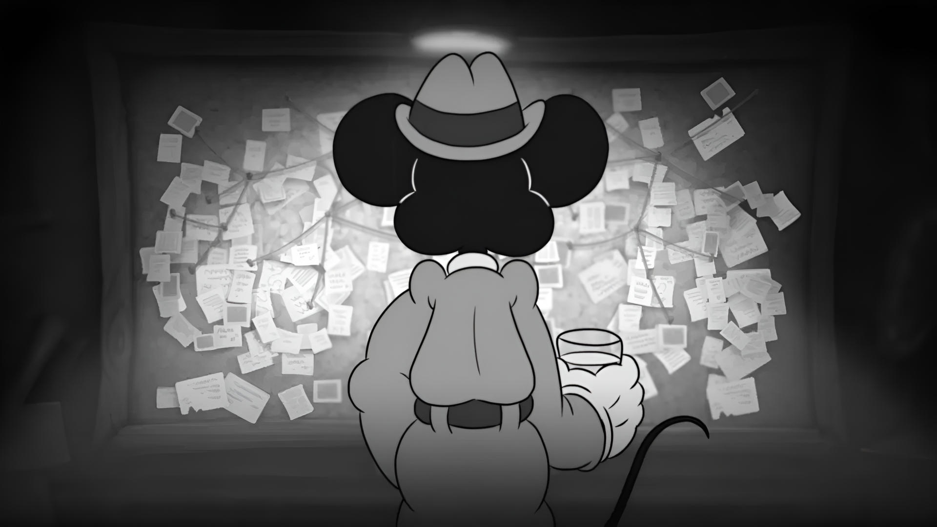 2K Quad HD PC wallpaper for the video game Mouse: P.I. For Hire — a fedora-clad mouse detective in a coat, holding a drink, stands with back to viewer before a wall of pinned case notes.