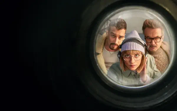 HD PC desktop wallpaper showing Berlin (La Casa De Papel) with two allies peering through a round porthole into a dark, cinematic background.