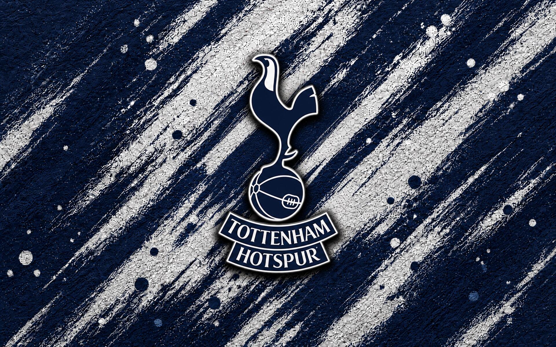 Tottenham Hotspur F.C. logo centered on navy and silver textured brushstroke background, 4K Ultra HD PC desktop wallpaper.