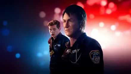 Asphalt City 4K Ultra HD PC desktop wallpaper showing two stoic police officers bathed in red and blue emergency lights, soft bokeh, and a moody urban backdrop.