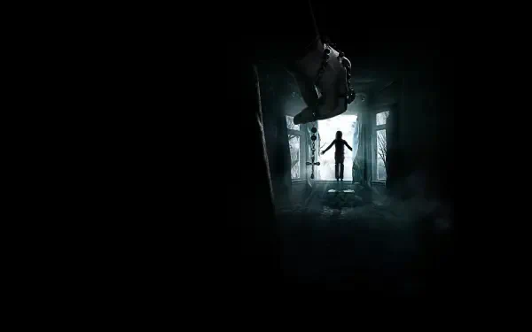 4K Ultra HD PC desktop wallpaper of The Conjuring 2: a dark, foggy hallway framing a backlit, outstretched silhouette in a doorway, eerie light casting long shadows.