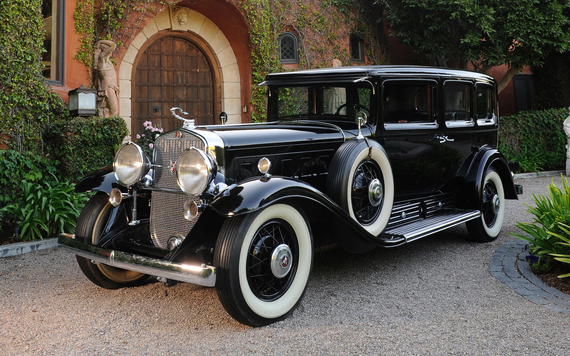 1930 Cadillac V16 Imperial Sedan HD Wallpaper