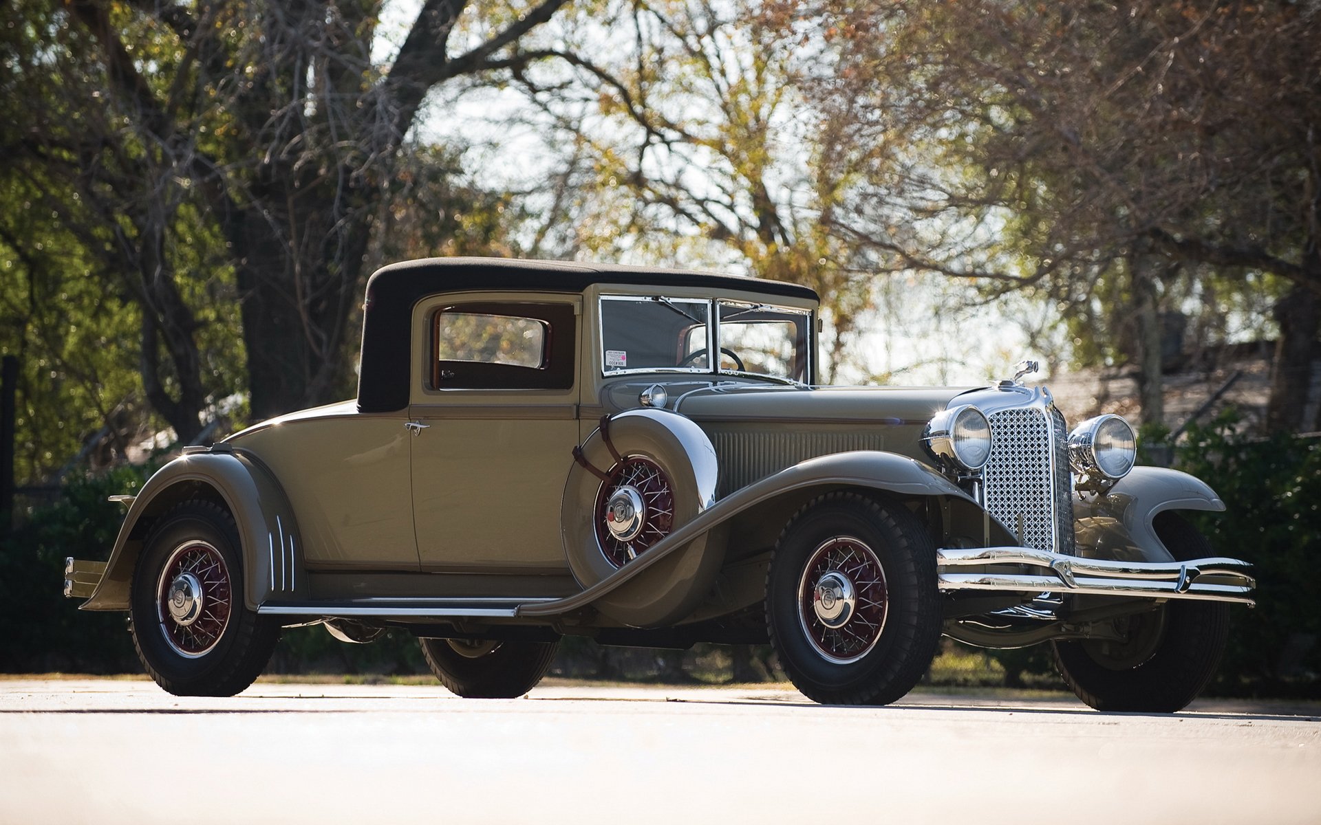 Download Vehicle 1931 Chrysler Imperial HD Wallpaper