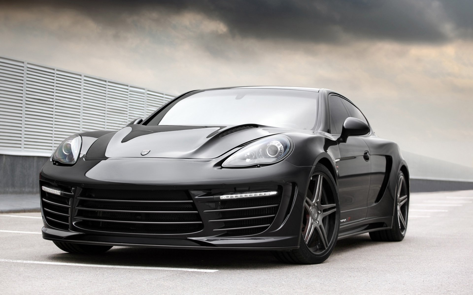 Download Vehicle Porsche Panamera Stingray GTR HD Wallpaper
