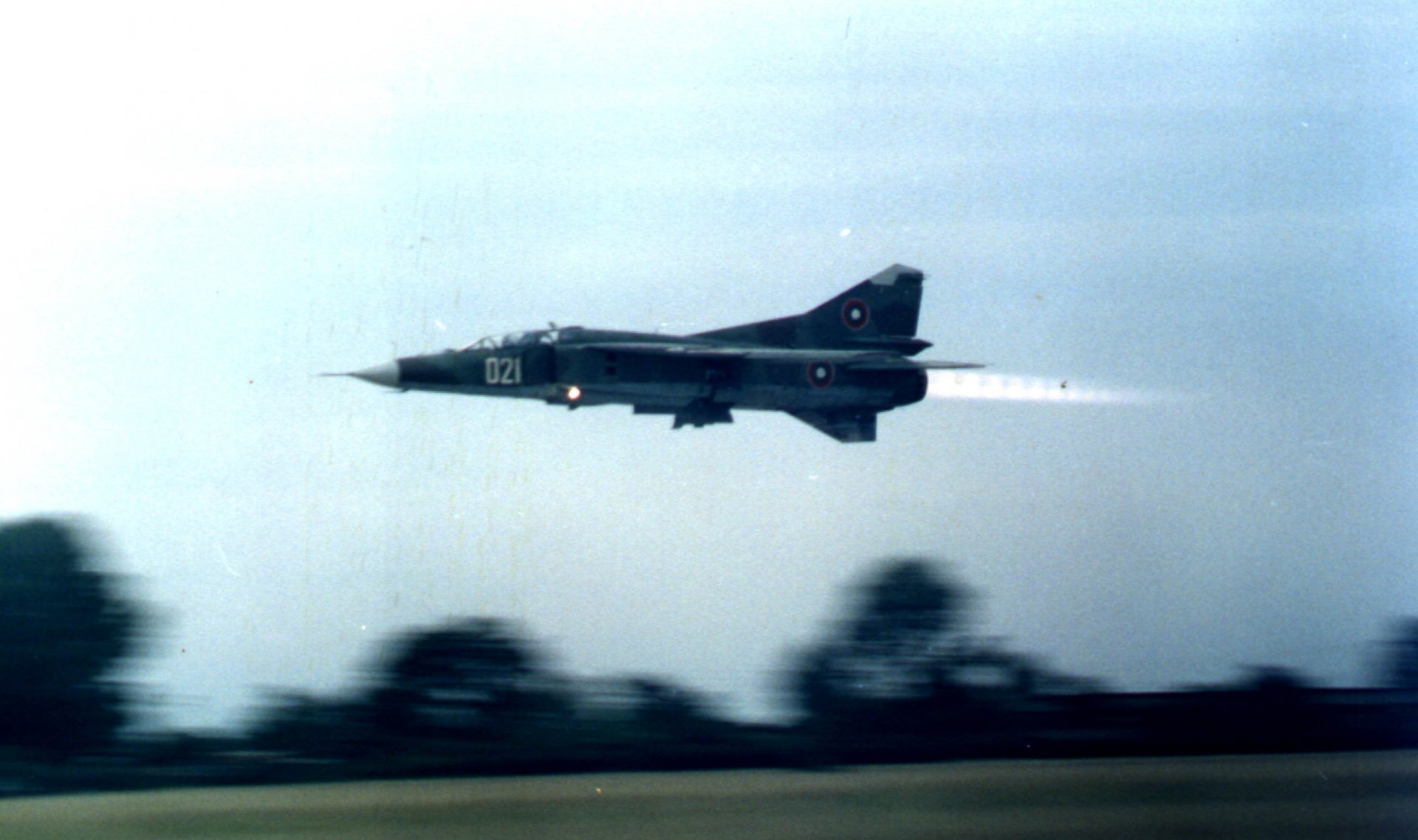 Download Airplane Vehicle Jet Aircraft Military Mikoyan-Gurevich MiG-23 HD Wallpaper